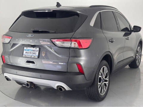 2020 Ford Escape SEL