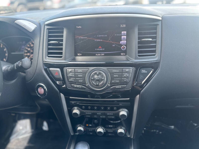 2017 Nissan Pathfinder S