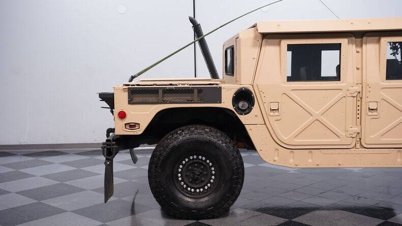 2007 AM General M1165A1