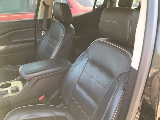 2019 GMC Acadia Denali