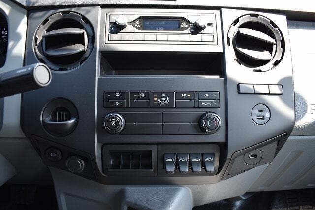 2025 Ford F-750 Super Duty