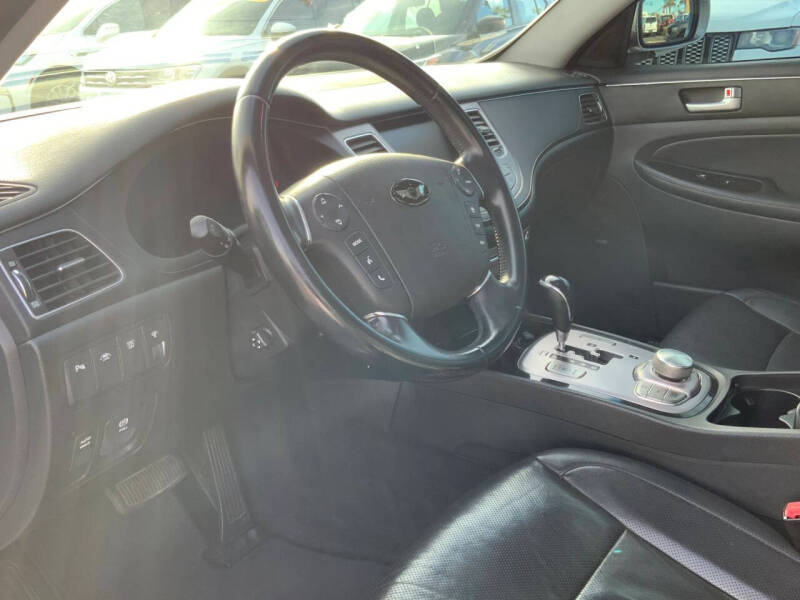 2012 Hyundai Genesis