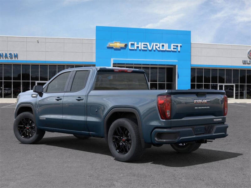 2025 GMC Sierra 1500 Elevation