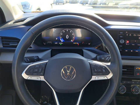 2023 Volkswagen Taos SE