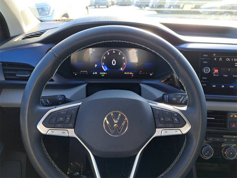 2023 Volkswagen Taos SE