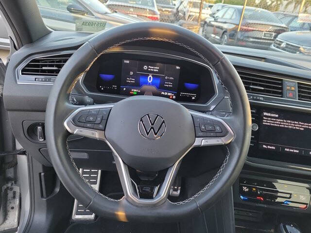 2023 Volkswagen Tiguan SE R-Line Black