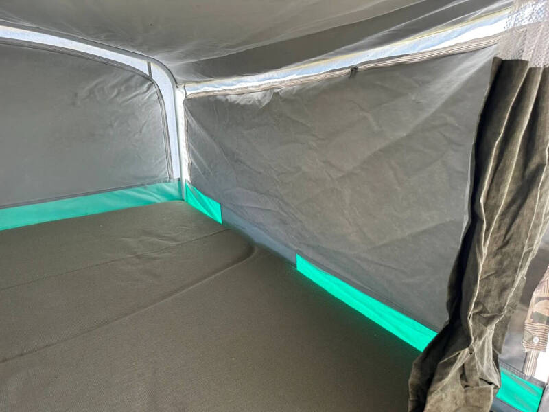 2004 Fleetwood RV POP UP