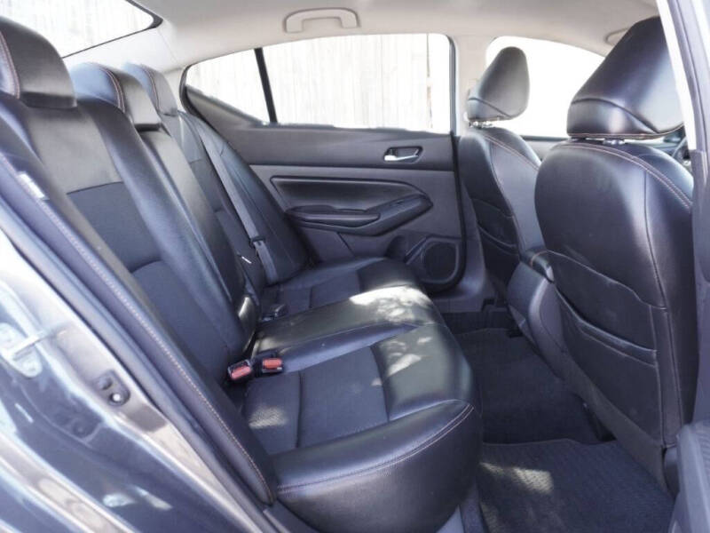 2021 Nissan Altima 2.5 SR