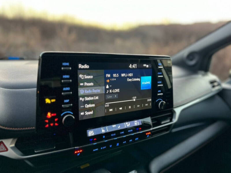 2021 Toyota Sienna XSE 7-Passenger