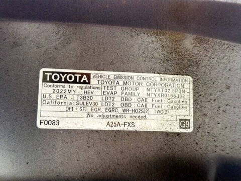 2022 Toyota RAV4 Hybrid SE