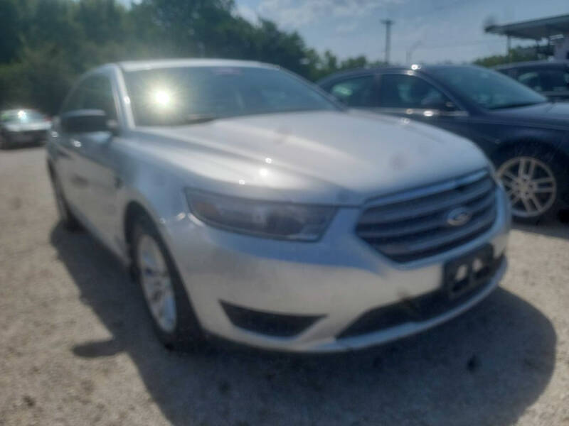 2014 Ford Taurus SE