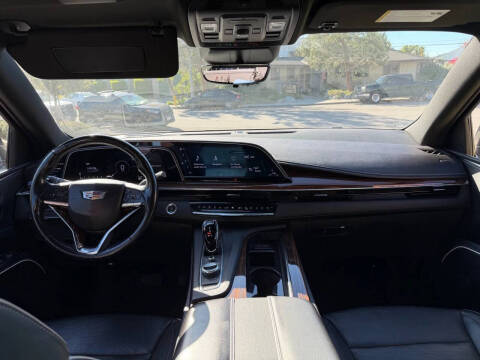 2023 Cadillac Escalade ESV Premium Luxury