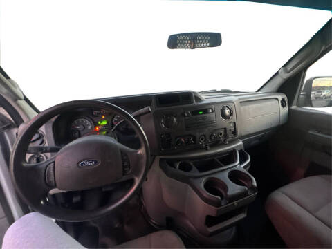 2014 Ford E-Series E-250