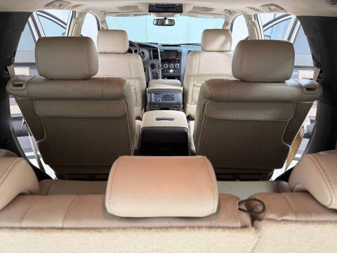 2011 Toyota Sequoia Platinum