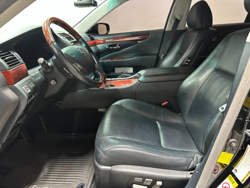 2011 Lexus LS 460