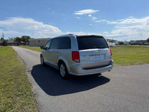 2012 Dodge Grand Caravan Crew