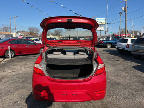 2016 Hyundai Accent SE