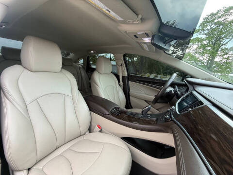2017 Buick LaCrosse Essence