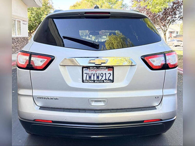 2017 Chevrolet Traverse LT