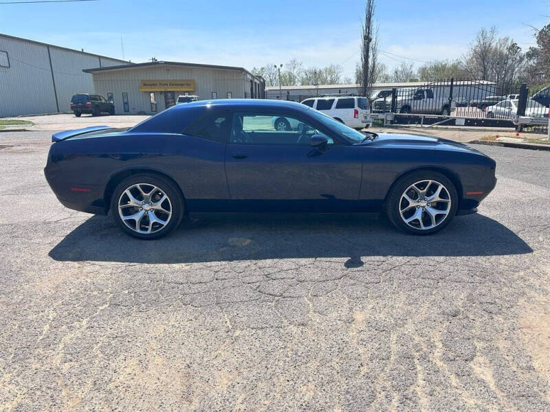2016 Dodge Challenger SXT
