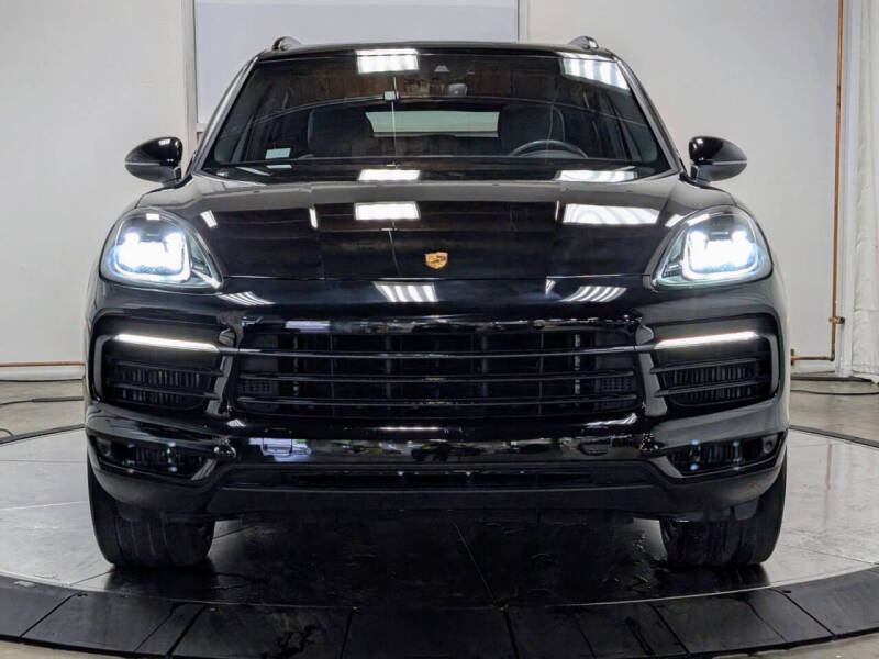 2022 Porsche Cayenne Platinum Edition