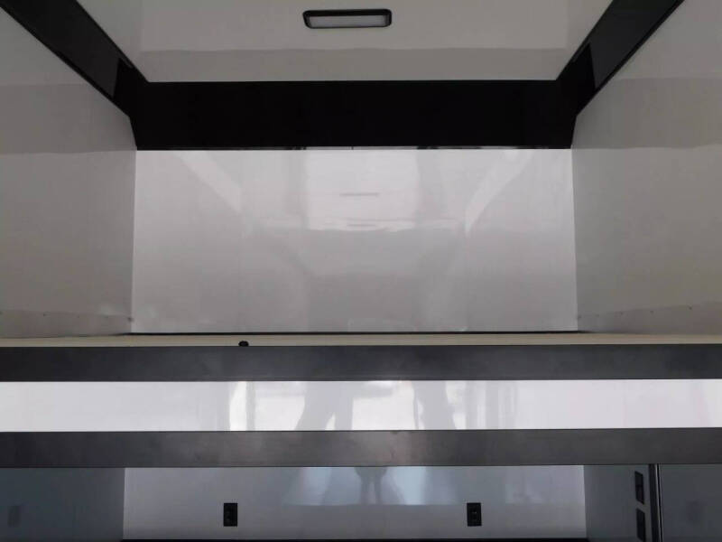 2025 United Trailers USH 32' Stacker Loaded