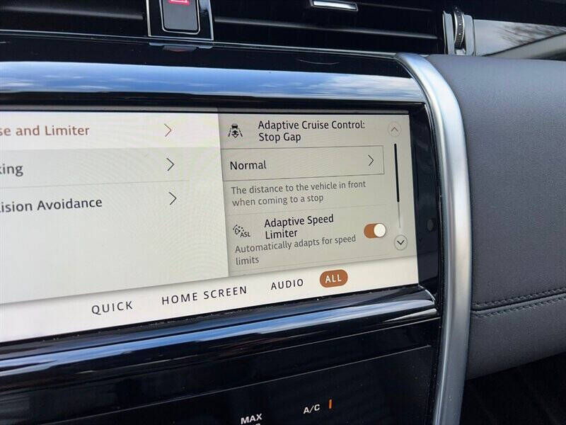 2023 Land Rover Discovery Sport P250 S