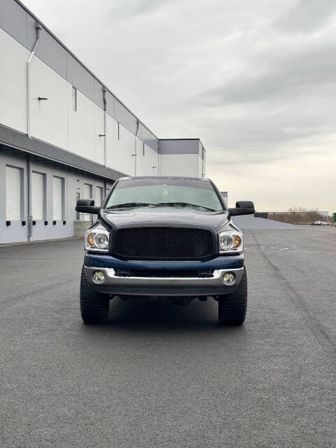 2007 Dodge Ram 2500 for sale at LV MOTORS in everett, WA