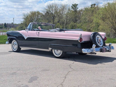 1955 Ford Sunliner