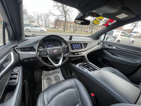 2023 Buick Enclave Essence