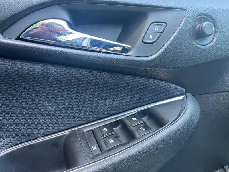 2018 Chevrolet Cruze LS Auto