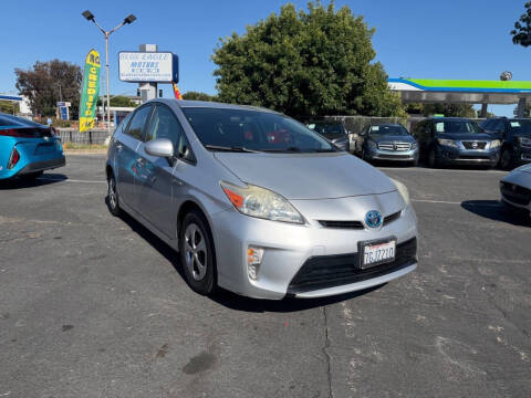 2014 Toyota Prius Three
