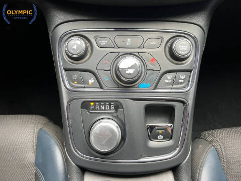 2016 Chrysler 200
