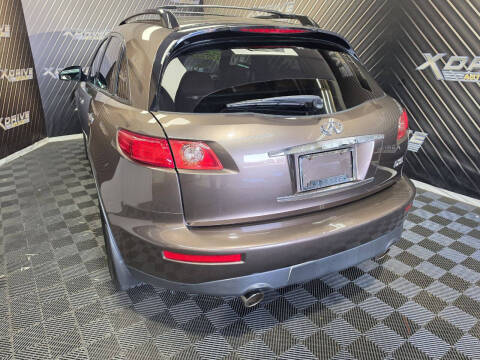 2005 Infiniti FX35