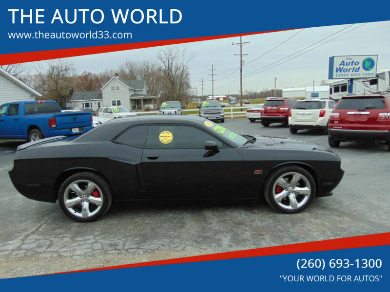 2013 Dodge Challenger for sale at THE AUTO WORLD in Churubusco IN
