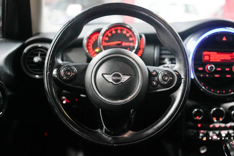 2016 MINI Hardtop 4 Door Cooper