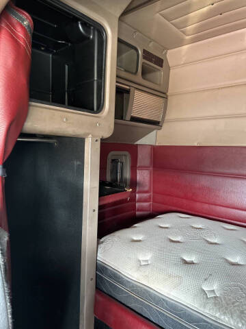 2006 Peterbilt 379