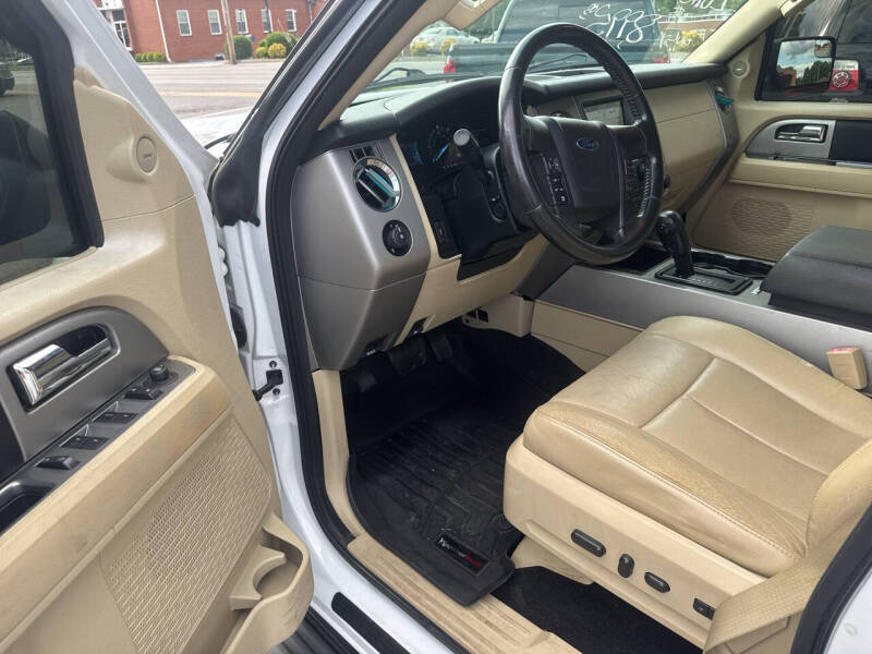 2016 Ford Expedition EL XLT