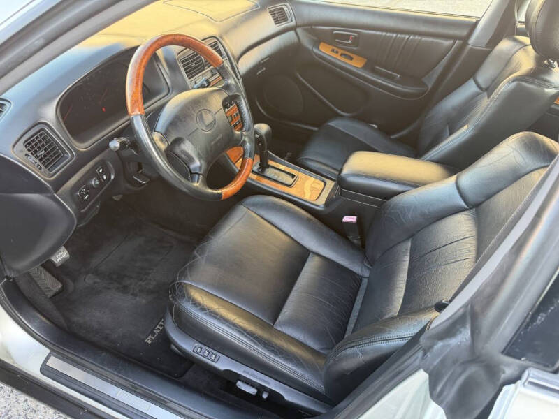 2000 Lexus ES 300
