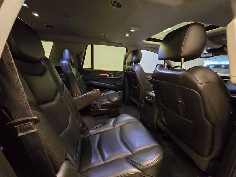 2020 Cadillac Escalade Luxury