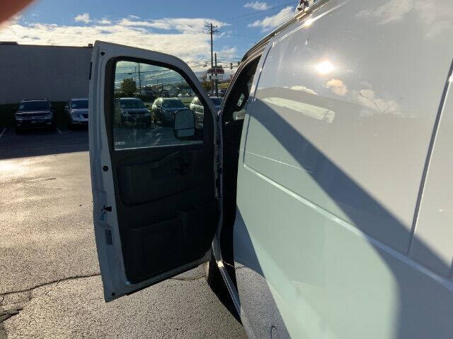 2017 Chevrolet Express 2500