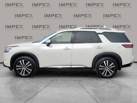2024 Nissan Pathfinder Platinum