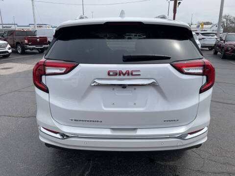 2023 GMC Terrain Denali