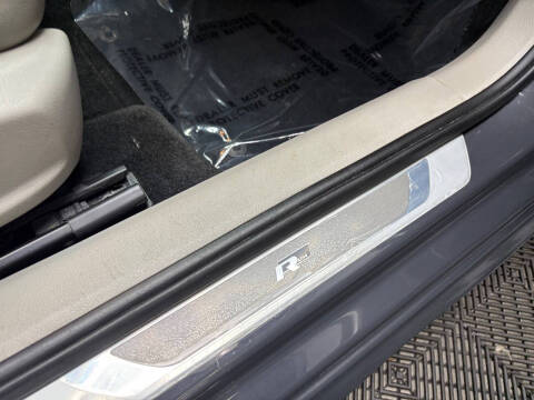 2017 Volkswagen Passat 1.8T R-Line