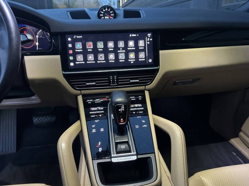 2023 Porsche Cayenne