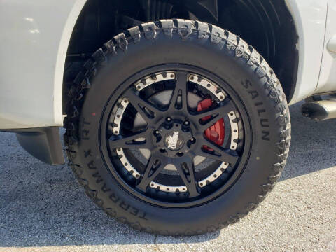 2013 Nissan Titan SV