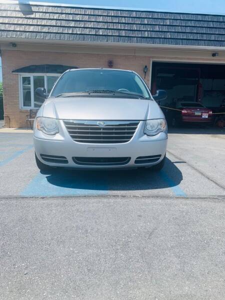 2007 Chrysler Town and Country for sale at Sterling Auto Sales and Service in Whitehall PA