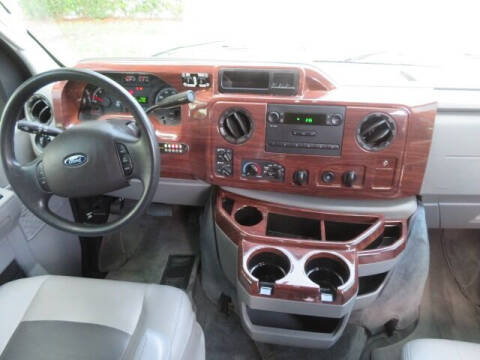 2014 Ford E-Series E-250