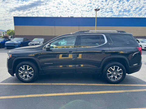 2023 GMC Acadia SLT