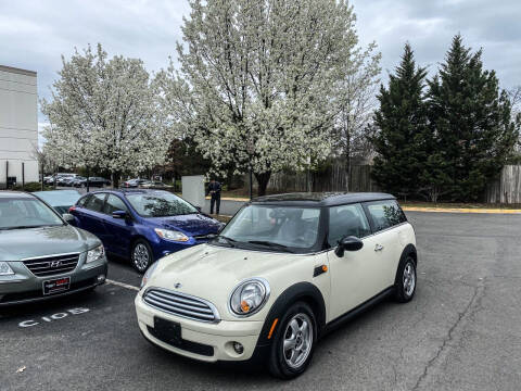 2010 MINI Cooper Clubman for sale at Super Bee Auto in Chantilly VA
